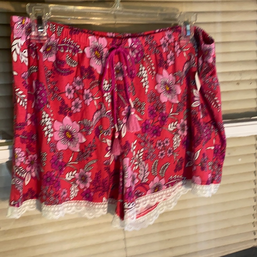 LAYLA Floral Lace Trim Super Soft SZ XL Shorts